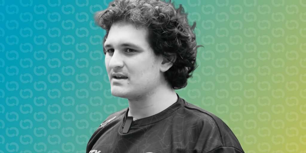 Image default